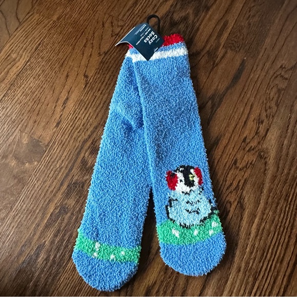 Old Navy Other - Men’s Old Navy Blue and Red Fuzzy cozy Socks